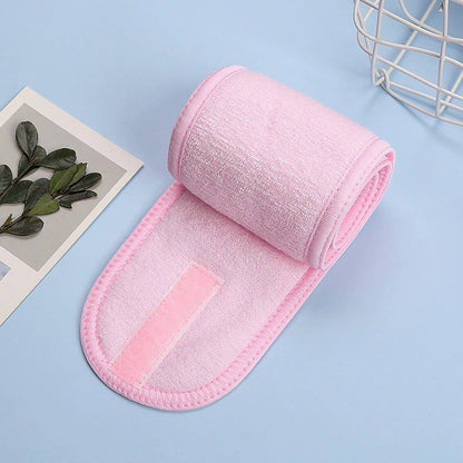 Green konjac cleansing sponge